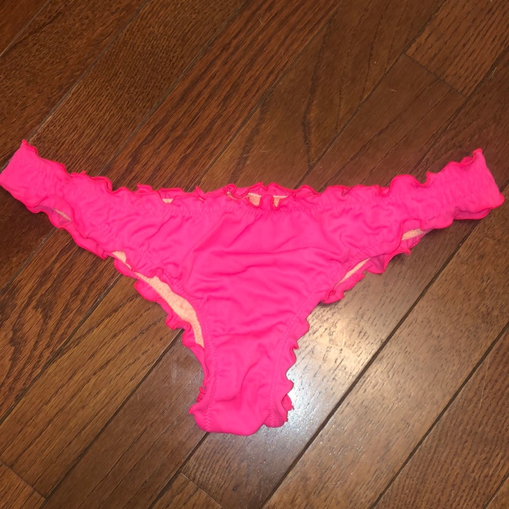 The Ruffle Itsy